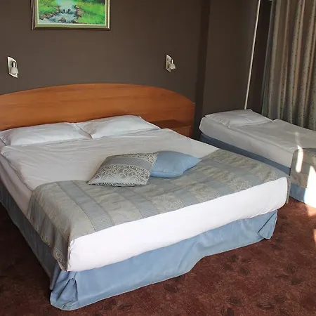 Family Lazuren Briag Hotel 3*