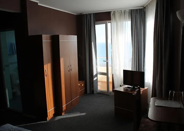 Family Lazuren Briag Burgas City