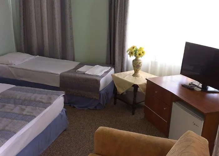 Family Lazuren Briag 3*