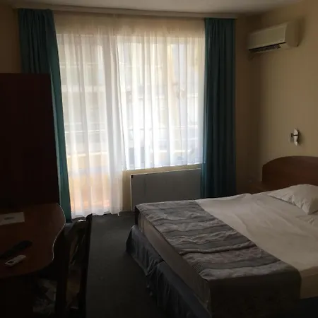 Family Lazuren Briag 3*