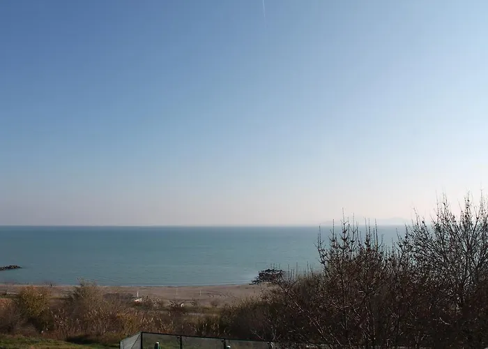 Family Lazuren Briag Hotell Burgas