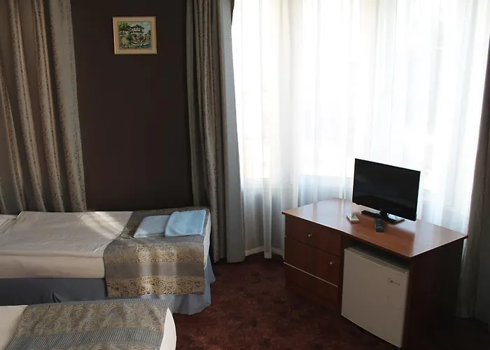 Family Lazuren Briag 3*